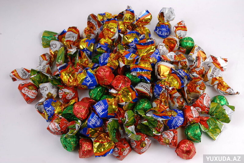 Yuxuda konfet görmək