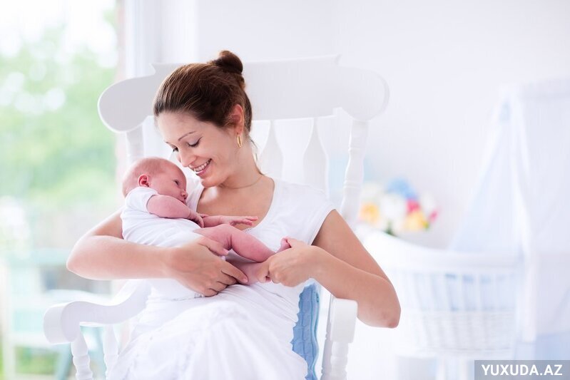 Yuxuda uşaq əmizdirmək